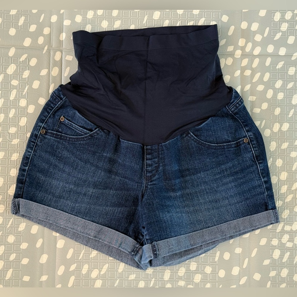 A:Glow (Kohl’s) Maternity Shorts